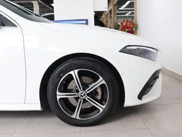 Mercedes-Benz A-Class — Фото автомобиля 9