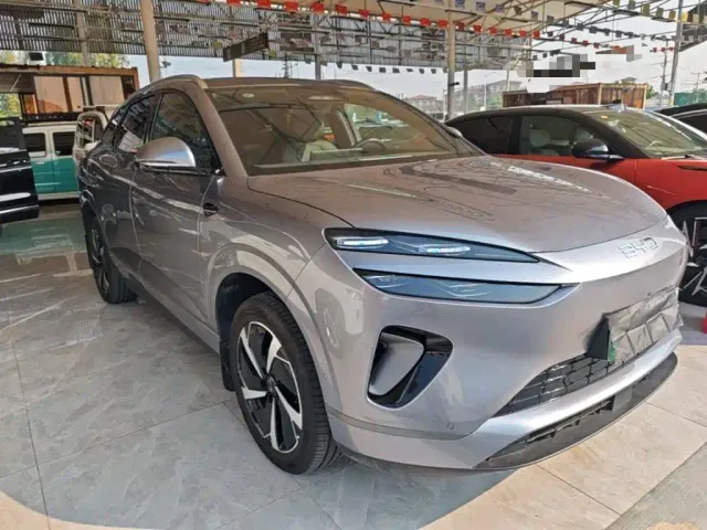 BYD Sealion 06 — Фото автомобиля 3