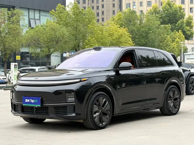 Фотография автомобиля — Li Auto L7