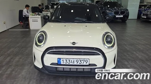 Фотография автомобиля — MINI Cooper