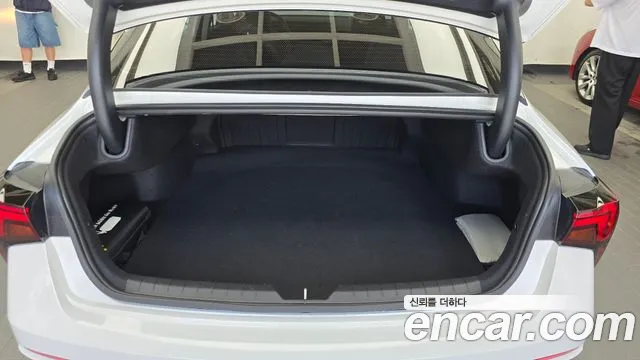 Kia K5 Новый K5 3 поколение 2.0 LPi(Для проката) — Фото автомобиля 19