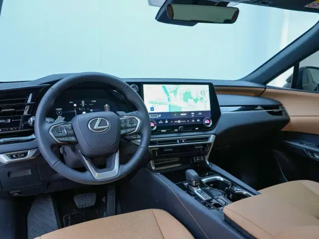 Lexus RX — Фото автомобиля 7
