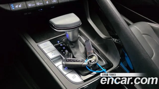 Hyundai Avante CN7 — Фото автомобиля 12