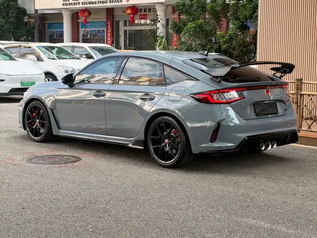 Honda Civic — Фото автомобиля 4