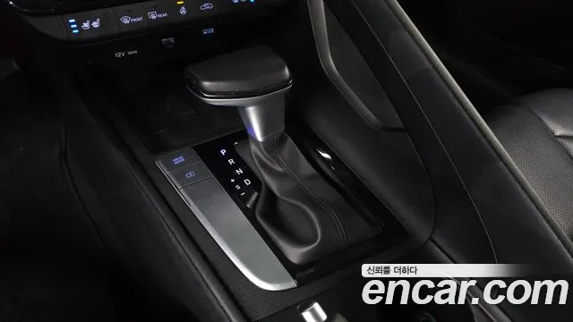 Hyundai Avante — Фото автомобиля 12
