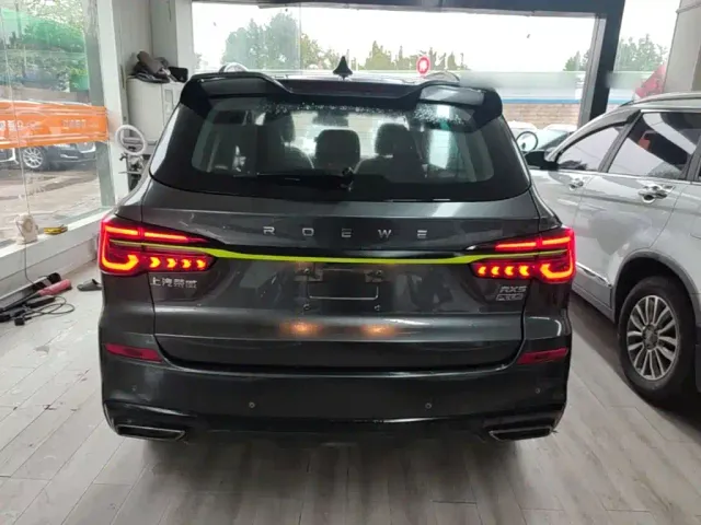 Roewe RX5 — Фото автомобиля 5