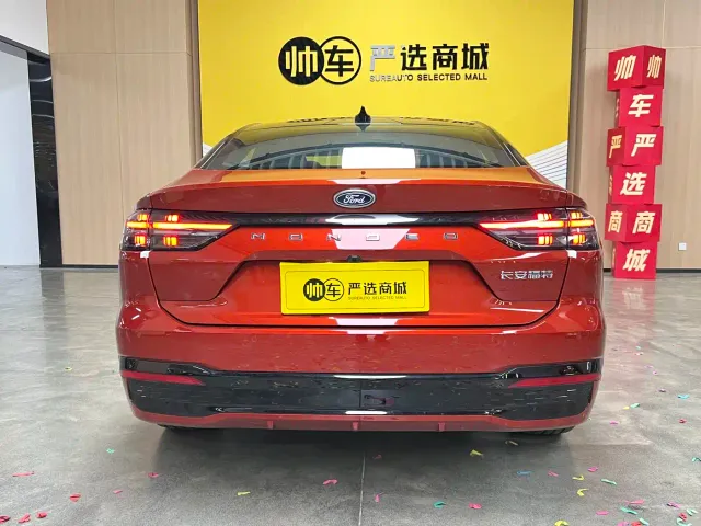 Ford Mondeo — Фото автомобиля 5