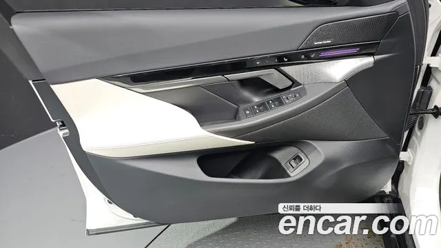 BMW 5 Series — Фото автомобиля 13