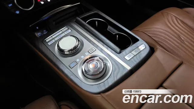 Genesis G80 Бензин 3.5 турбо AWD — Фото автомобиля 9