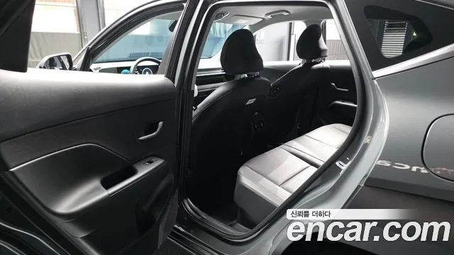 Hyundai Kona Kona Гибрид (SX2) Inspiration — Фото автомобиля 25