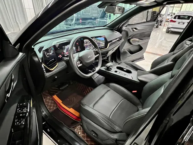 Changan X5 Plus — Фото автомобиля 10