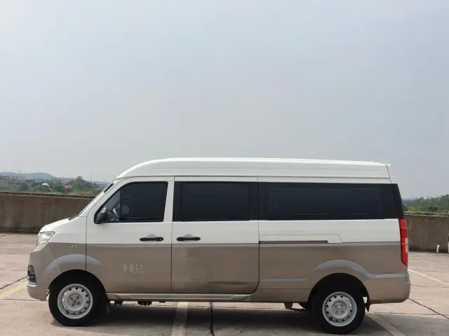 Jinbei New Hiace X30L — Фото автомобиля 4