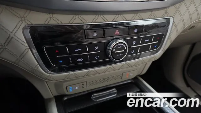 KG_Mobility_Ssangyong Rexton All Rexton Дизель 2.2 2WD — Фото автомобиля 16