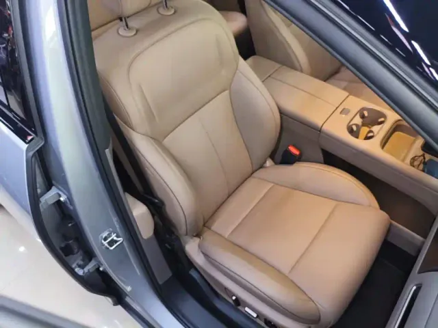 Li Auto i6 — Фото автомобиля 24