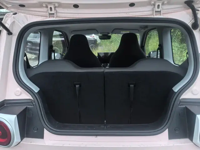 Wuling Hongguang Mini EV — Фото автомобиля 11