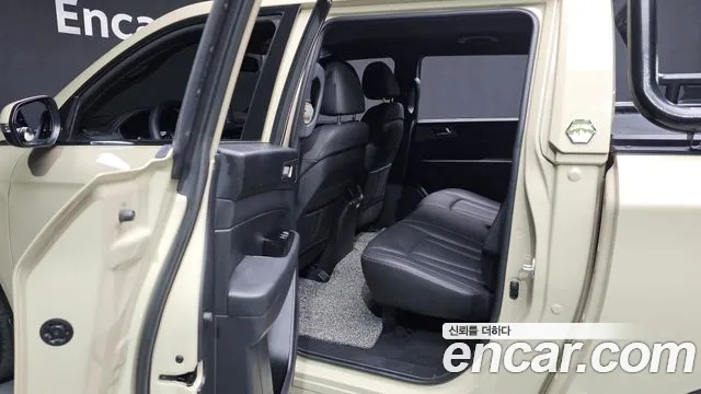 KG_Mobility_Ssangyong Rexton Новый Rexton Sport Khan Дизель 2.2 4WD — Фото автомобиля 18