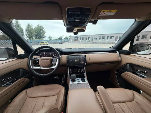 Land Rover Range Rover — Фото автомобиля 14