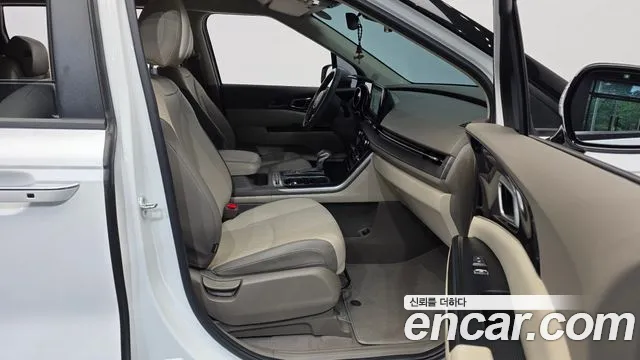 Kia Canival Carnival 4 поколение Бензин 9 мест Prestige — Фото автомобиля 11