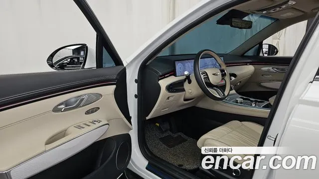 Genesis GV70 — Фото автомобиля 10