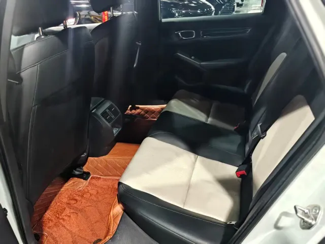 Honda Civic — Фото автомобиля 5