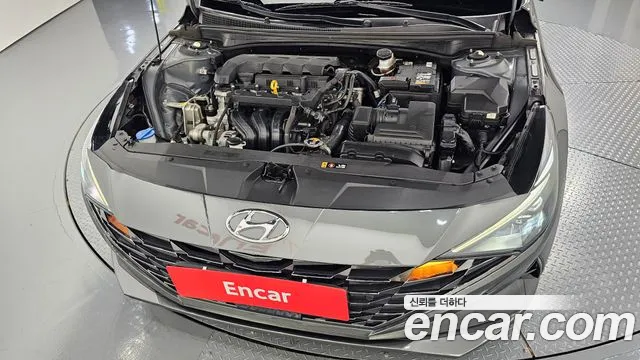 Hyundai Avante CN7 — Фото автомобиля 9