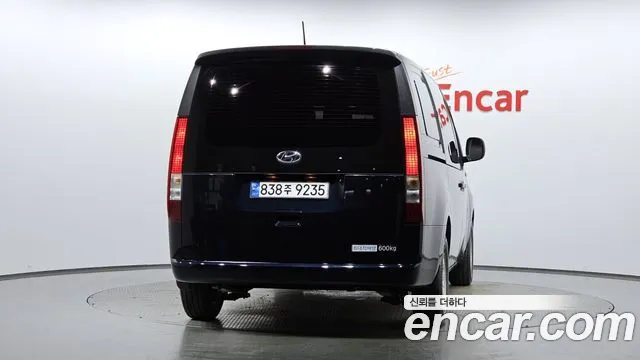 Hyundai Staria Staria Карго 5 мест — Фото автомобиля 4