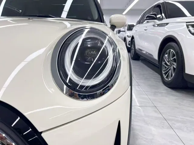 MINI Hatch — Фото автомобиля 24