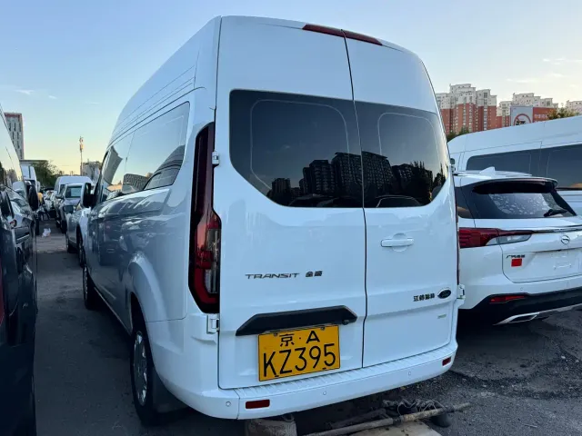 Ford Transit — Фото автомобиля 15