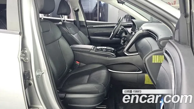 Hyundai Tucson Tucson (NX4) Дизель 2.0 4WD — Фото автомобиля 26