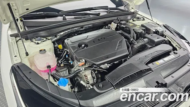 Kia K5 Новый K5 3 поколение 2.0 LPi(Для проката) — Фото автомобиля 6