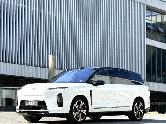 Фотография автомобиля — Nio ES8