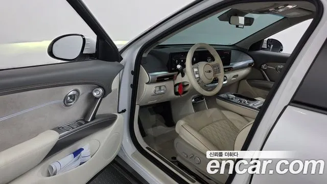Genesis GV60 — Фото автомобиля 15
