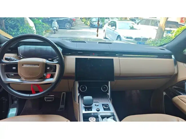 Land Rover Range Rover — Фото автомобиля 5