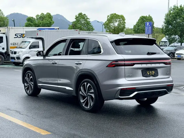 Geely Xingyue L — Фото автомобиля 6