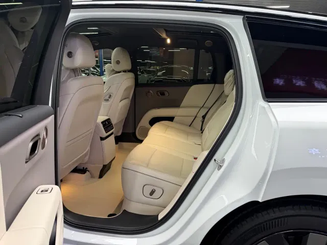 Li Auto i6 — Фото автомобиля 7