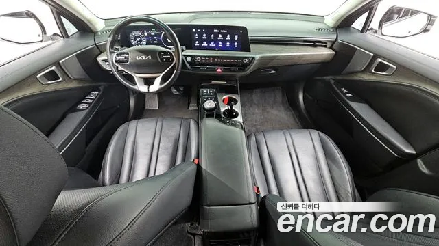 Kia K8 — Фото автомобиля 7