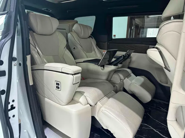 Toyota Vellfire — Фото автомобиля 17