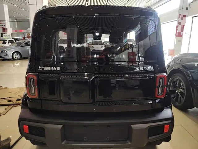 Baojun Yep — Фото автомобиля 5