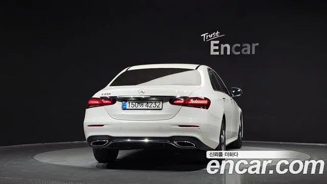 Mercedes-Benz E-Class W213 — Фото автомобиля 4