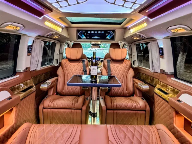 Mercedes-Benz V-Class — Фото автомобиля 26