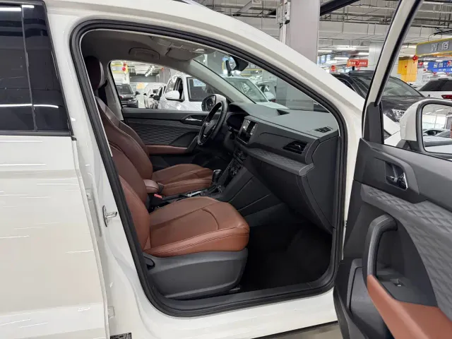 Volkswagen Tharu — Фото автомобиля 12