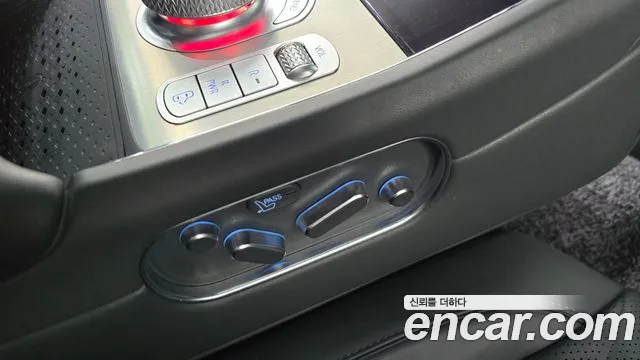 Genesis G90 Бензин 3.5 турбо AWD — Фото автомобиля 25