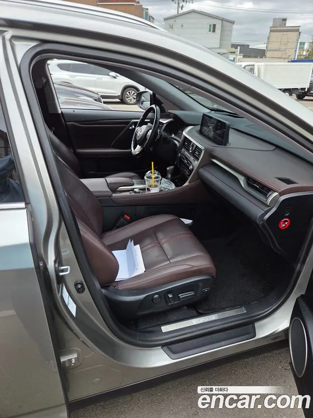 Lexus RX RX450h 4th Gen — Фото автомобиля 7