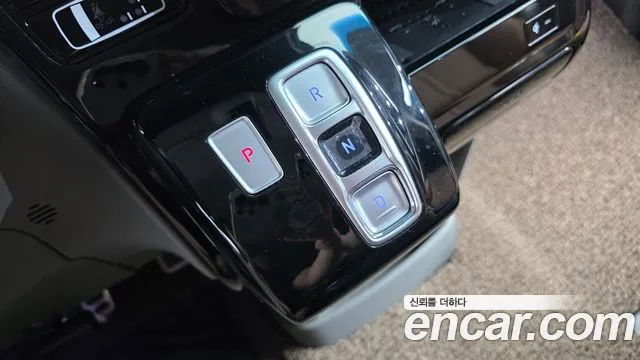 Hyundai Staria — Фото автомобиля 9