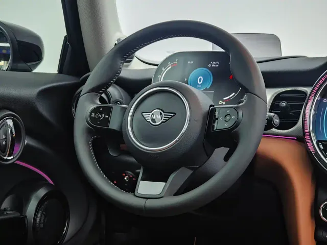 MINI Hatch — Фото автомобиля 10