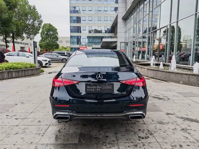 Mercedes-Benz C-Class — Фото автомобиля 23
