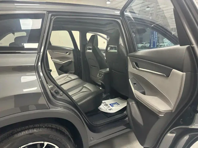 Changan CS75 Plus — Фото автомобиля 14