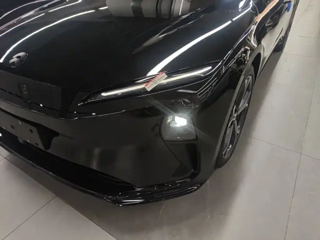 Nio ET5 Touring — Фото автомобиля 23