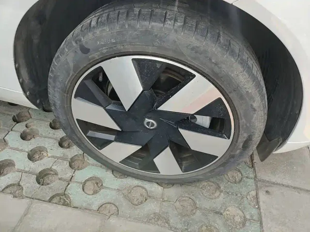 Volvo XC60 — Фото автомобиля 13