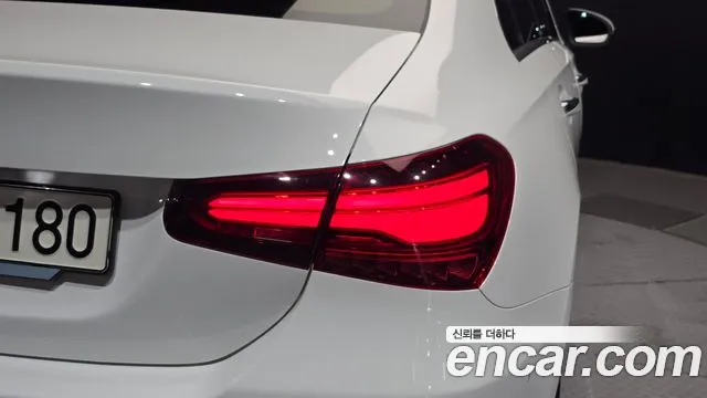 Mercedes-Benz A-Class — Фото автомобиля 23